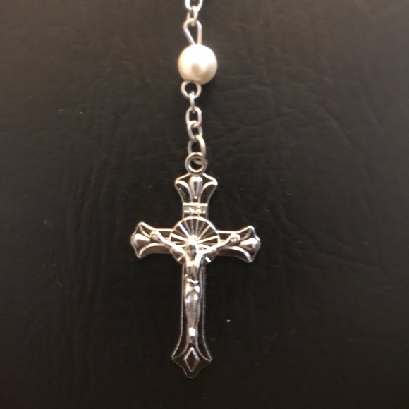 Pearl Rosary Silver NEW - Picture 6 of 7